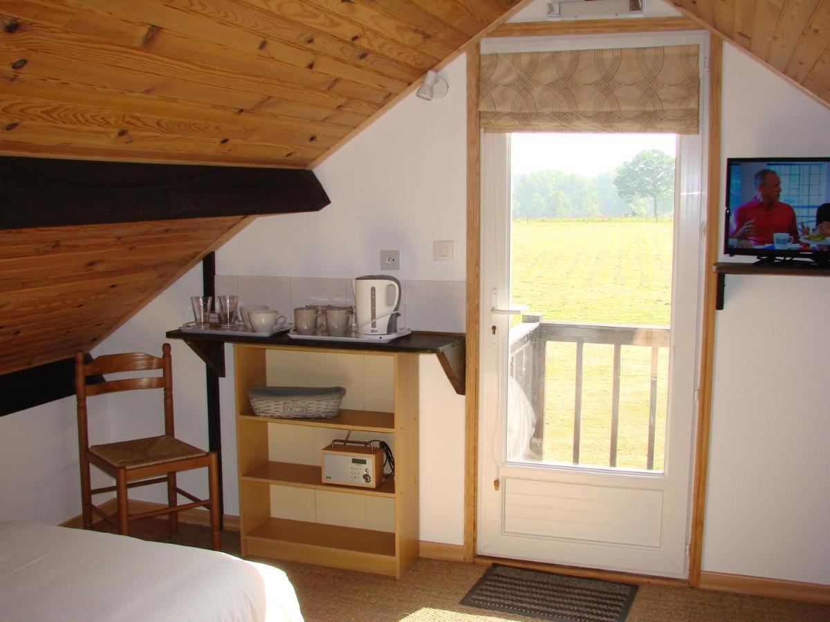 La Blanche Roche Bed and Breakfast Sourdeval Εξωτερικό φωτογραφία