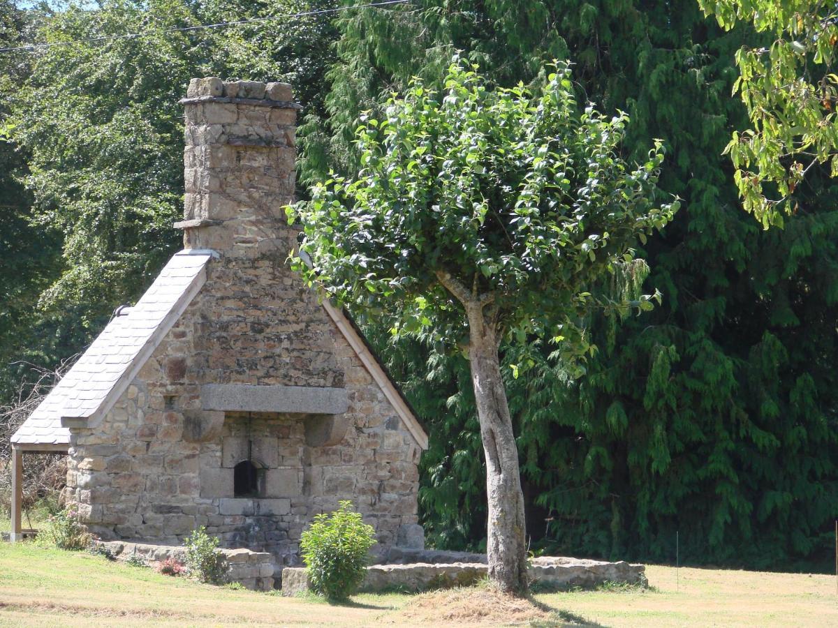 La Blanche Roche Bed and Breakfast Sourdeval Εξωτερικό φωτογραφία