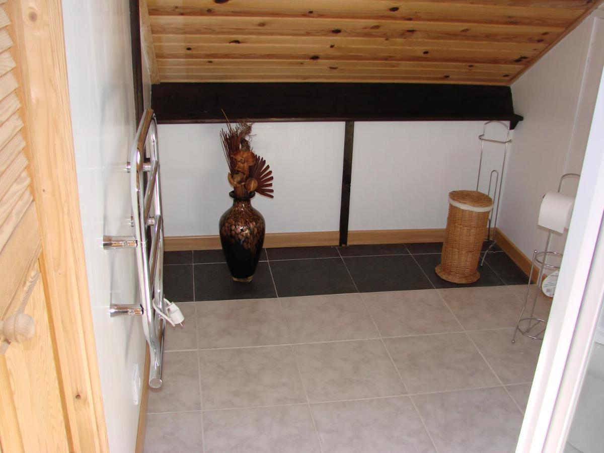 La Blanche Roche Bed and Breakfast Sourdeval Εξωτερικό φωτογραφία